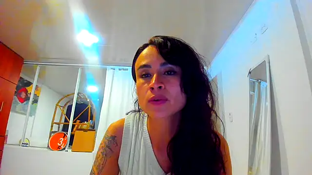 Snapshot of reme_ark23 chatting on November 1, 2025, 1:18 am reme ark23 online show from November 1, 2025, 1:18 am