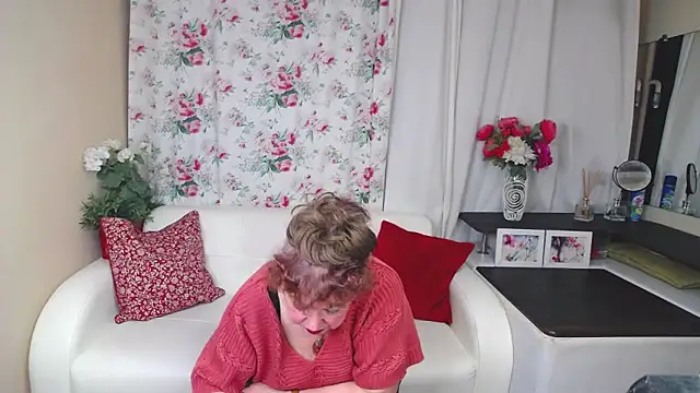 YourHotGranny online show from March 2, 2026, 12:45 pm