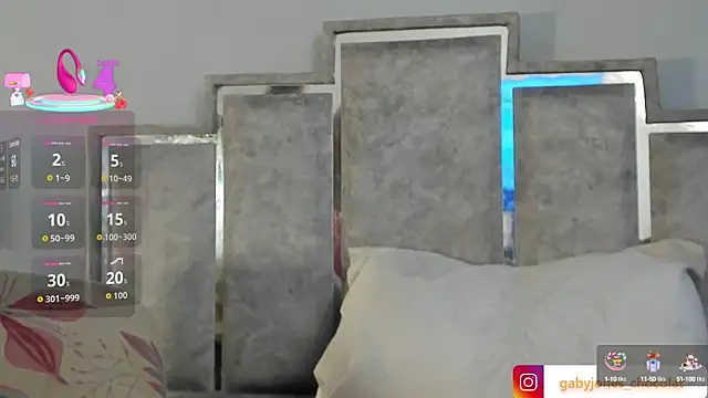 GabyyJones online show from September 19, 2025, 11:44 am