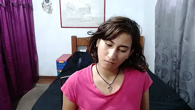 LadyMilk003 online show from December 16, 2024, 3:43 pm