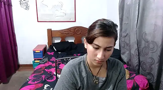 LadyMilk003 online show from January 13, 2025, 4:19 pm