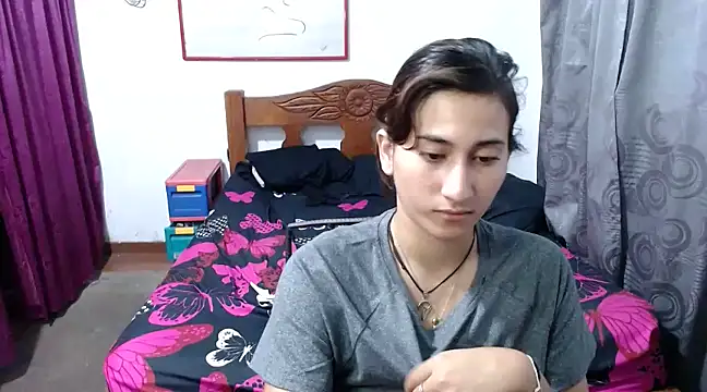 LadyMilk003 online show from January 13, 2025, 7:21 pm