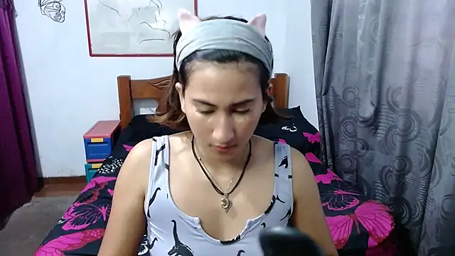 LadyMilk003 online show from January 24, 2025, 3:24 pm