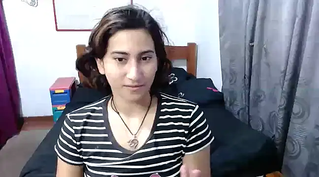 LadyMilk003 online show from February 6, 2025, 6:35 pm
