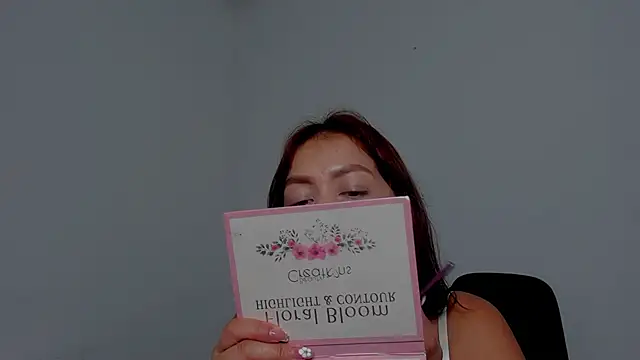 Snapshot of Miaa_Garcia chatting on October 25, 2025, 9:53 pm Miaa Garcia online show from October 25, 2025, 9:53 pm