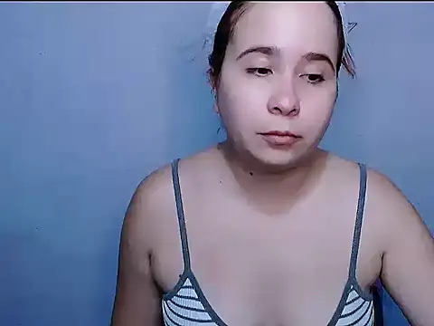 Snapshot of SubLayla01 chatting on November 1, 2025, 5:15 pm SubLayla01 online show from November 1, 2025, 5:15 pm