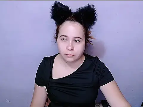 SubLayla01 online show from January 17, 2026, 6:33 pm