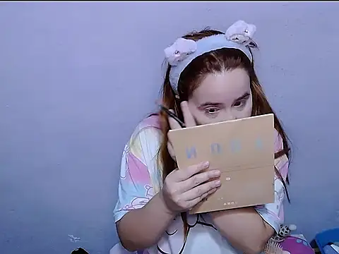 SubLayla01 online show from February 22, 2026, 12:58 pm