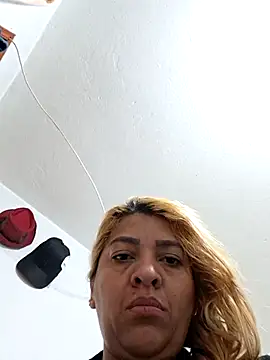 zoetits online show from January 10, 2026, 10:50 am