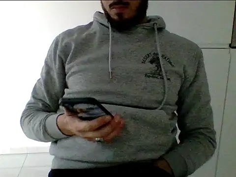 stepmarto3 online show from March 2, 2025, 4:42 pm