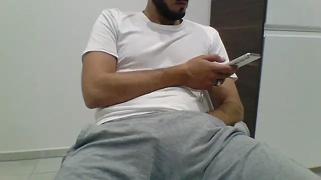 stepmarto3 online show from September 17, 2025, 8:43 pm