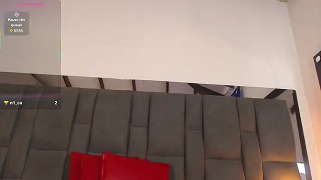 SELENA BIGBOOBS online show from November 5, 2025, 2:17 pm