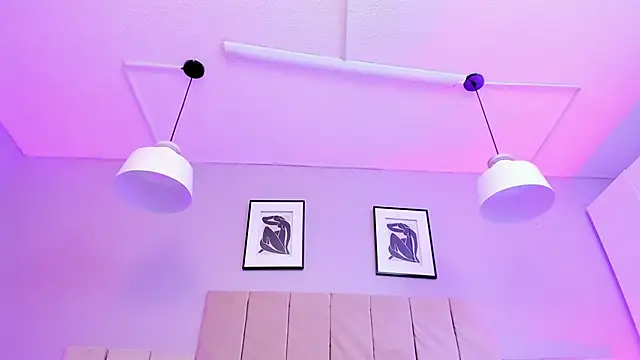 Snapshot of April_bowie chatting on January 16, 2025, 11:48 am April bowie online show from January 16, 2025, 11:48 am