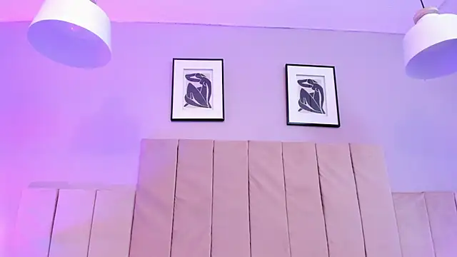 Snapshot of April_bowie chatting on February 7, 2025, 3:30 pm April bowie online show from February 7, 2025, 3:30 pm