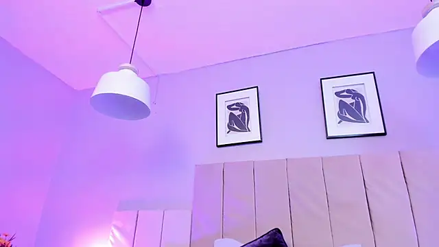 Snapshot of April_bowie chatting on February 10, 2025, 6:45 pm April bowie online show from February 10, 2025, 6:45 pm