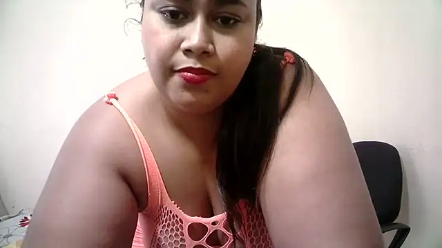 Snapshot of abril_sexy04 chatting on October 18, 2025, 2:07 pm abril sexy04 online show from October 18, 2025, 2:07 pm