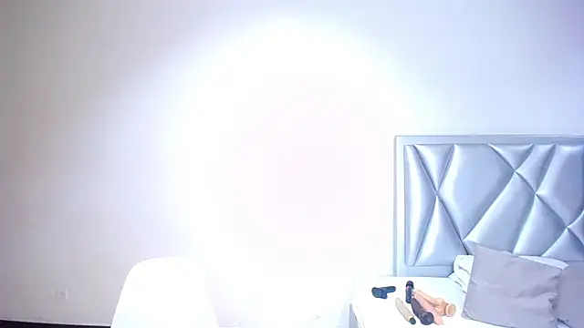 exotic karmella online show from January 21, 2025, 8:43 pm