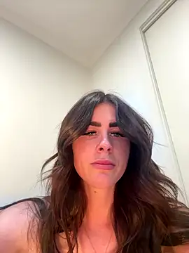 Snapshot of aus_queen chatting on October 16, 2025, 8:37 am aus queen online show from October 16, 2025, 8:37 am