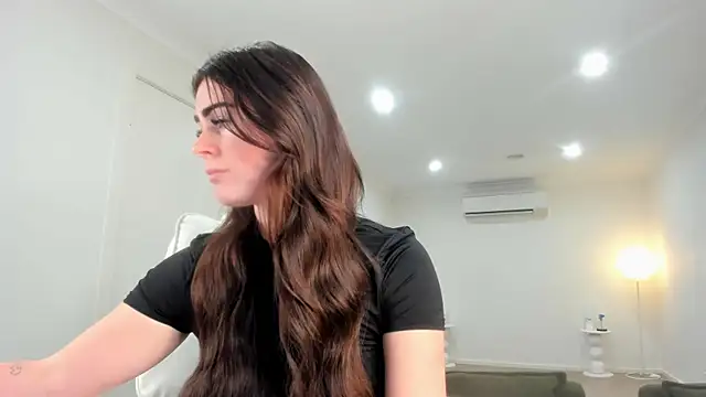 Snapshot of aus_queen chatting on October 18, 2025, 12:13 am aus queen online show from October 18, 2025, 12:13 am