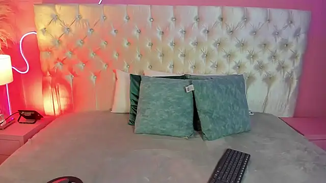 Ely Maldox online show from September 11, 2025, 12:05 pm