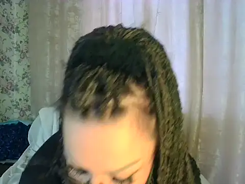 AngellaFly online show from February 3, 2026, 11:48 am