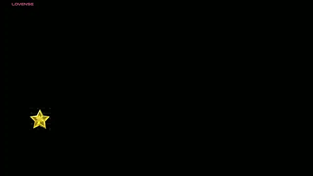 Snapshot of honey_skin chatting on May 17, 2026, 10:28 pm honey skin online show from May 17, 2026, 10:28 pm