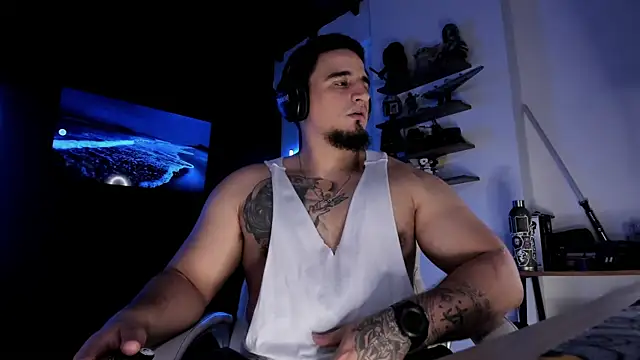 Snapshot of kingbear777 chatting on September 21, 2025, 11:17 pm kingbear777 online show from September 21, 2025, 11:17 pm