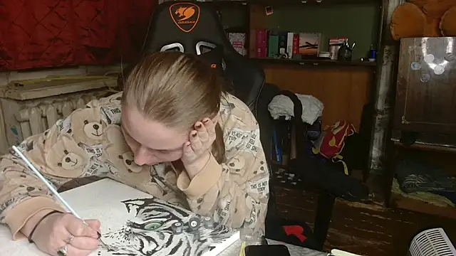 ElenaMaeer online show from December 4, 2024, 2:59 pm
