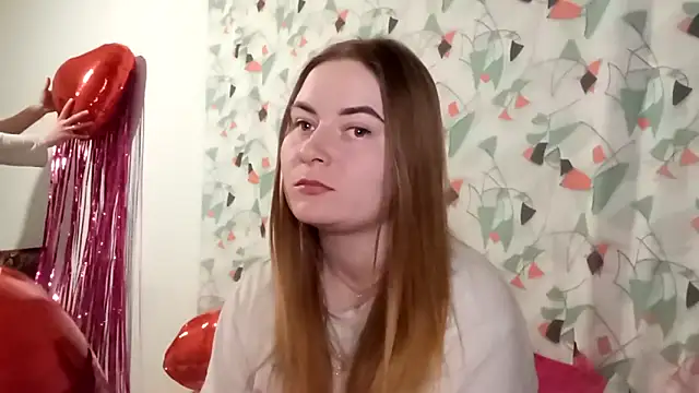 ElenaMaeer online show from February 10, 2026, 6:01 pm