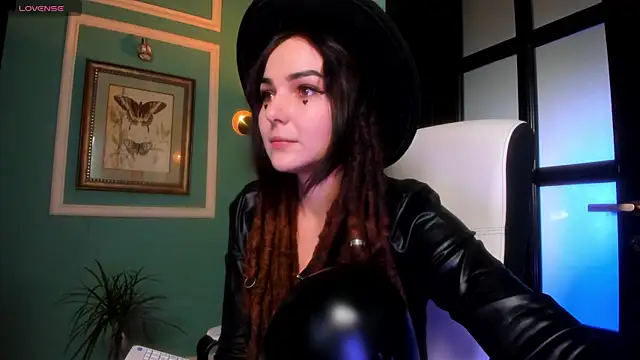 1Munique online show from November 15, 2025, 1:07 pm