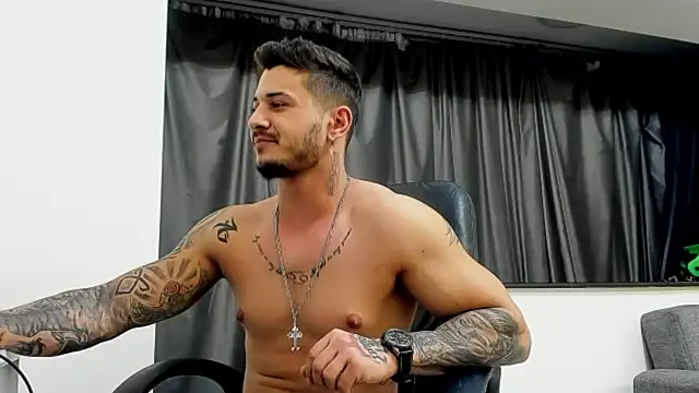 chrismaster12 online show from January 6, 2025, 8:07 pm