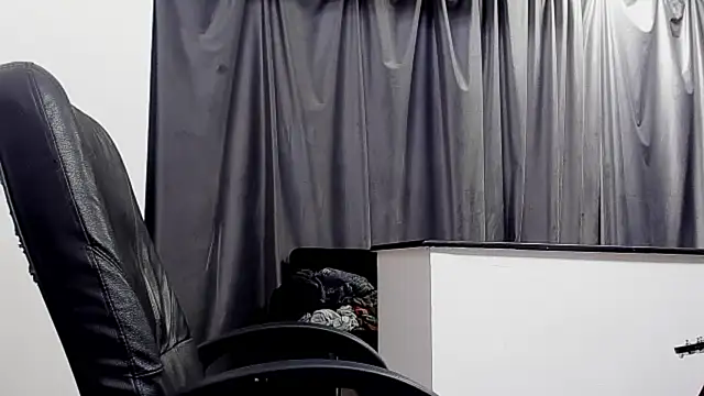chrismaster12 online show from January 9, 2025, 10:52 pm
