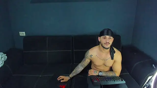chrismaster12 online show from February 27, 2025, 10:42 pm