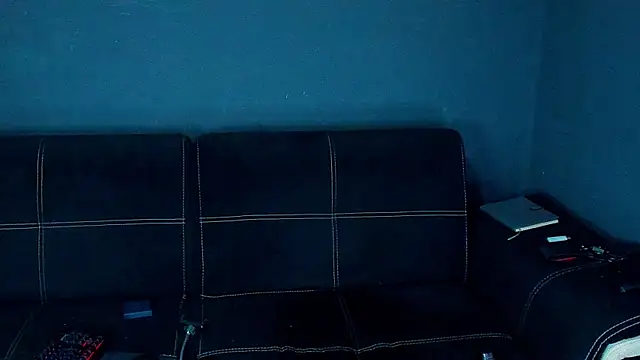 chrismaster12 online show from March 20, 2025, 3:25 pm