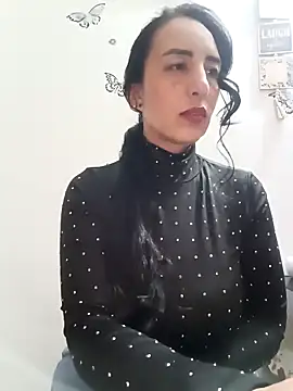 Snapshot of christine-x chatting on February 25, 2026, 10:19 pm christine-x online show from February 25, 2026, 10:19 pm