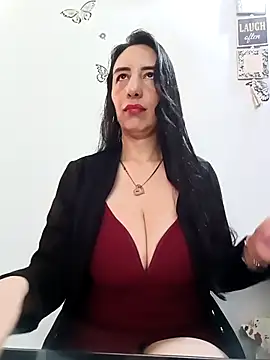 Snapshot of christine-x chatting on March 4, 2026, 12:22 pm christine-x online show from March 4, 2026, 12:22 pm