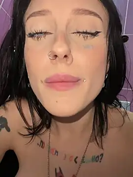 Snapshot of Melissa_crazy chatting on December 28, 2024, 7:11 pm Melissa crazy online show from December 28, 2024, 7:11 pm