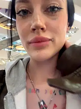 Melissa crazy online show from November 7, 2025, 3:45 pm