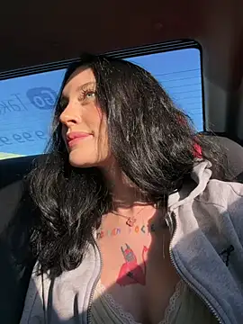 Melissa crazy online show from June 19, 2026, 4:11 pm