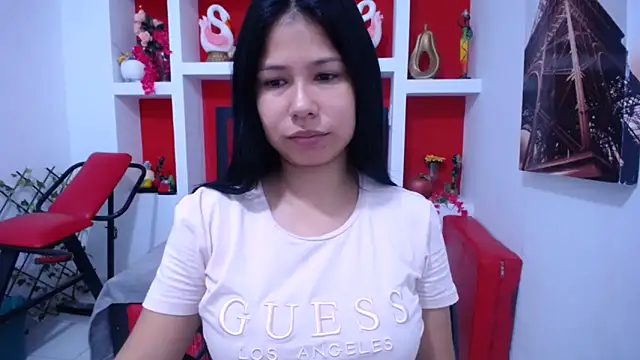 Snapshot of Letty_Plugxo chatting on October 18, 2025, 12:39 pm Letty Plugxo online show from October 18, 2025, 12:39 pm