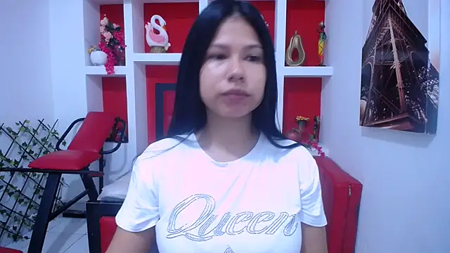 Snapshot of Letty_Plugxo chatting on October 20, 2025, 12:27 pm Letty Plugxo online show from October 20, 2025, 12:27 pm