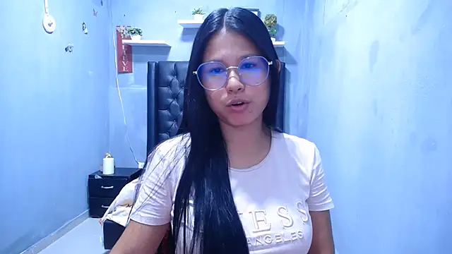 Letty Plugxo online show from June 9, 2026, 1:34 pm