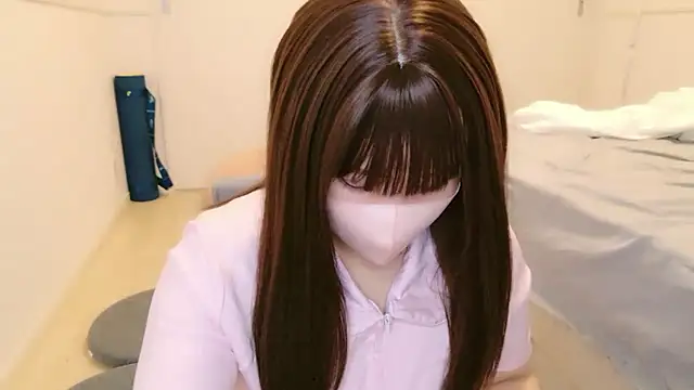 Snapshot of _mirai0917 chatting on May 2, 2026, 9:14 am mirai0917 online show from May 2, 2026, 9:14 am