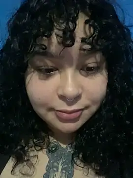 Kimberliprivv online show from April 7, 2026, 11:59 pm