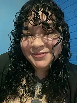 Kimberliprivv online show from April 18, 2026, 4:22 pm