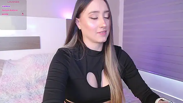 PiaSmile online show from March 17, 2025, 10:17 pm