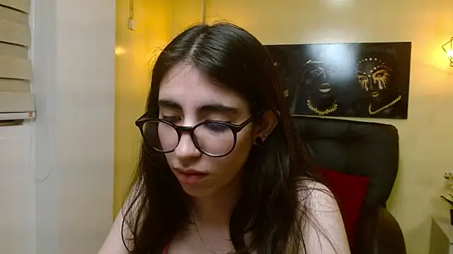 Snapshot of LenaRoses chatting on March 4, 2025, 9:32 pm LenaRoses online show from March 4, 2025, 9:32 pm