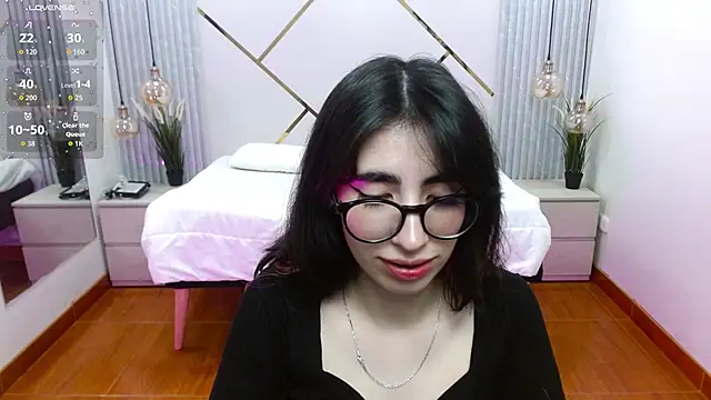 Snapshot of LenaRoses chatting on September 10, 2025, 9:04 pm LenaRoses online show from September 10, 2025, 9:04 pm