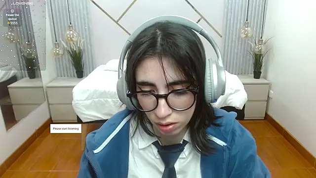 Snapshot of LenaRoses chatting on September 11, 2025, 8:20 pm LenaRoses online show from September 11, 2025, 8:20 pm