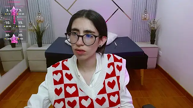 LenaRoses online show from November 20, 2025, 1:55 pm